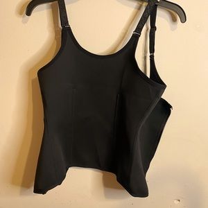 Woman’s M top girdle